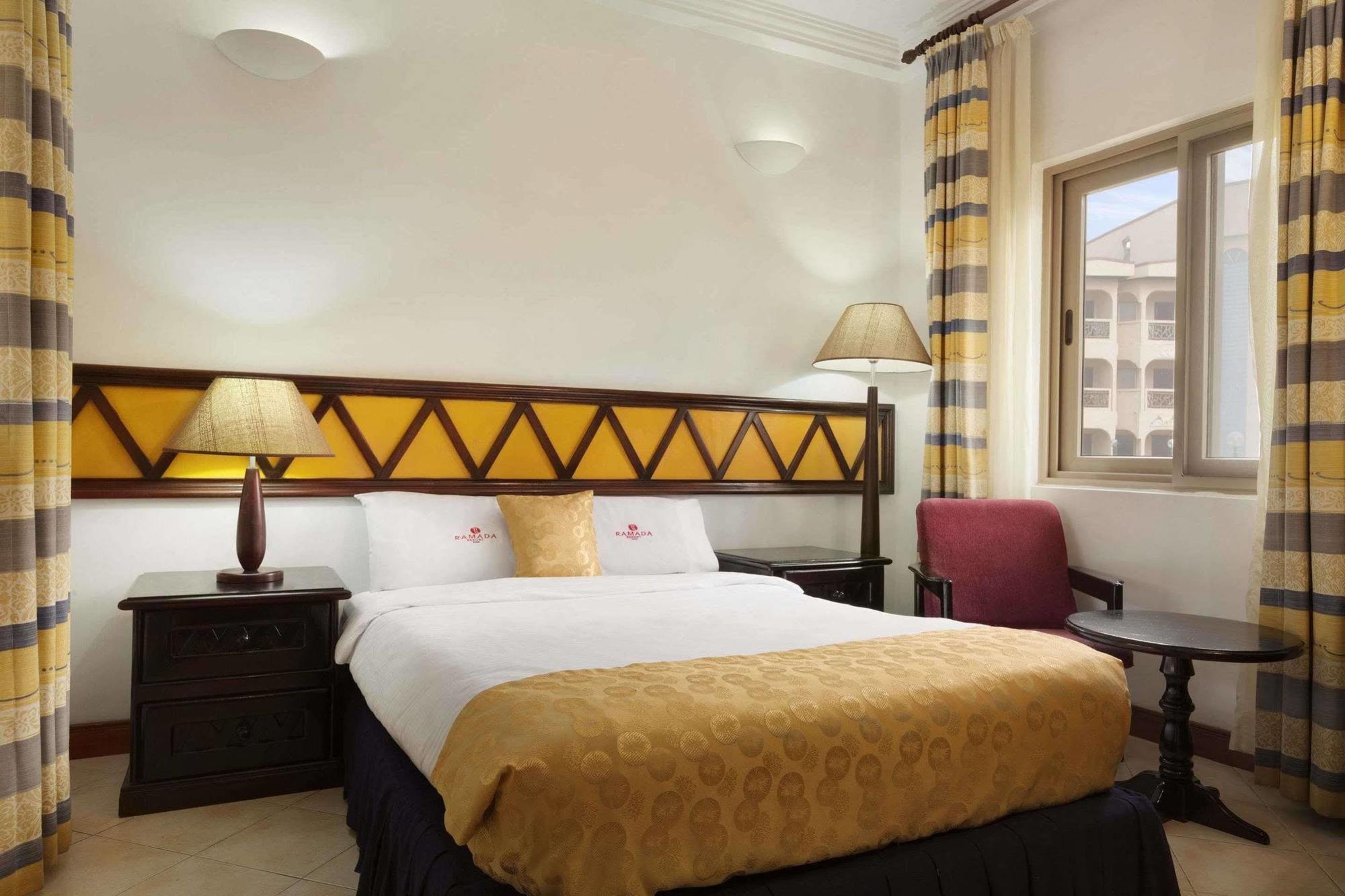 Ramada Resort Accra Bagian luar foto