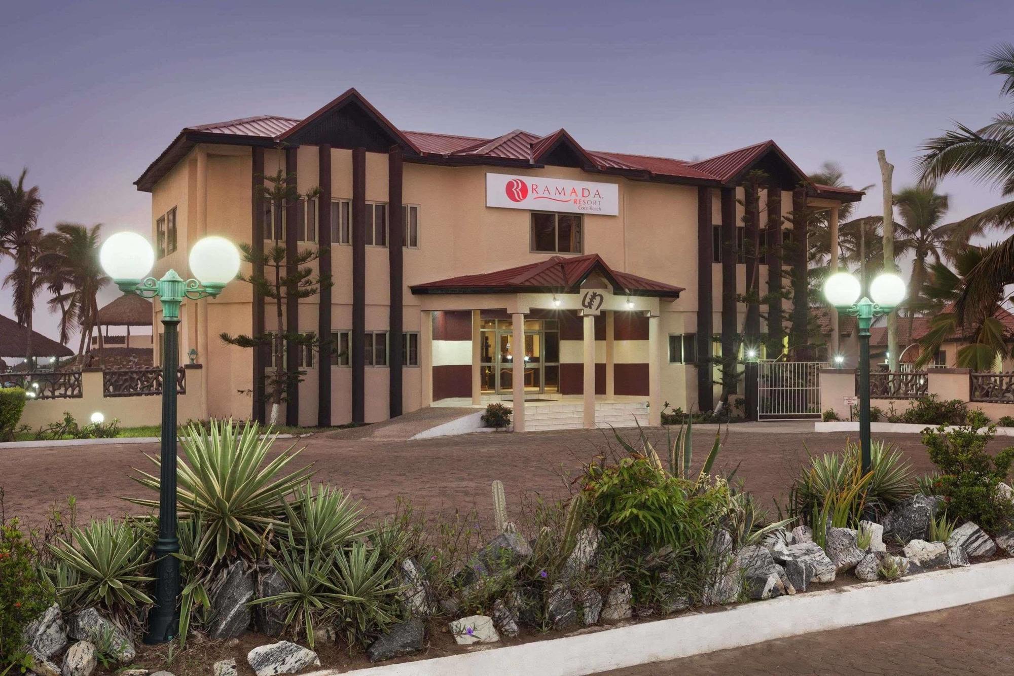 Ramada Resort Accra Bagian luar foto
